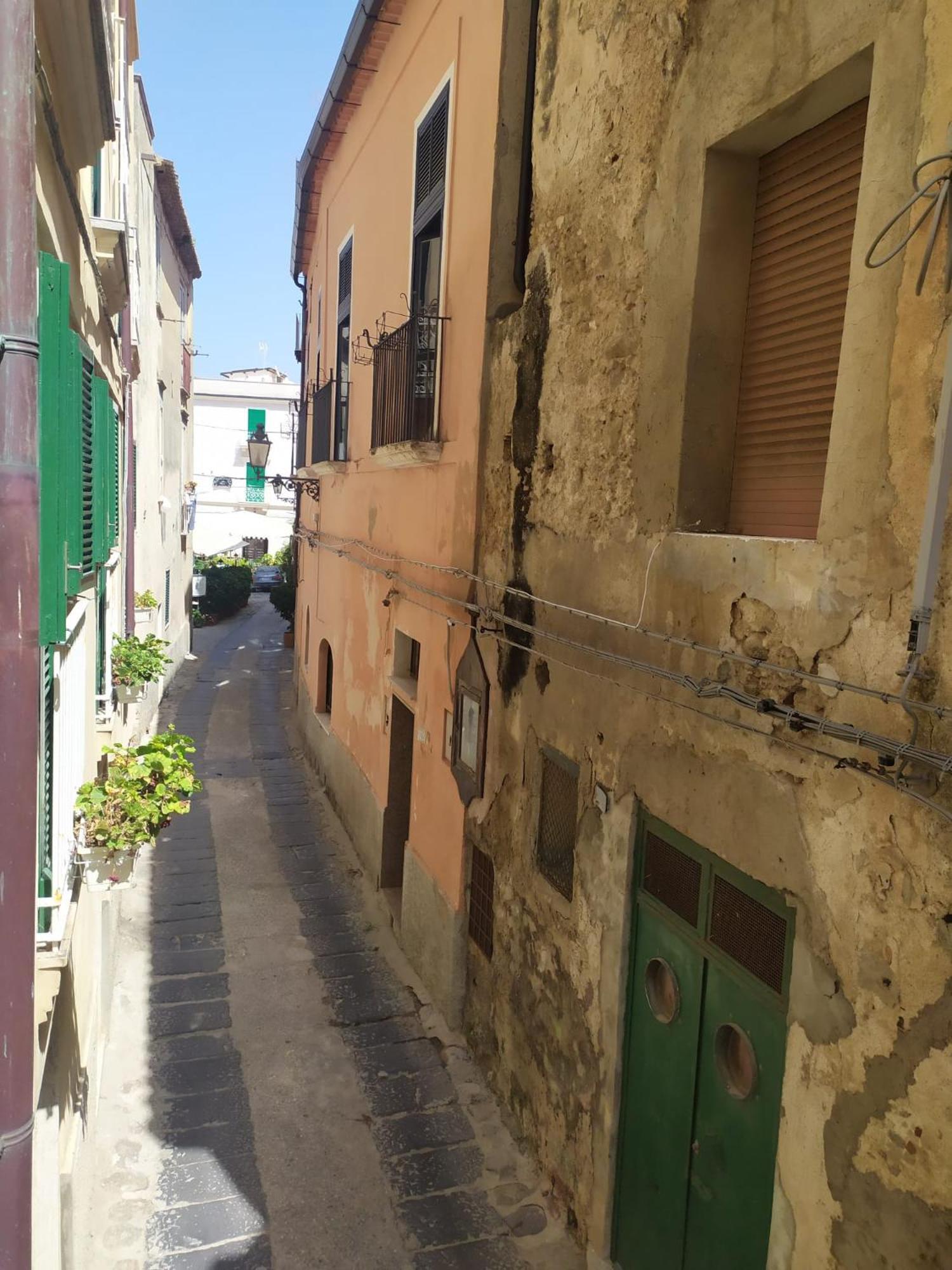 Il Marchese Del Grillo Διαμέρισμα Tropea Δωμάτιο φωτογραφία